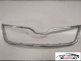 Молдинг (рамка) решетки радиатора Skoda Rapid 2019г. (артикул 1112-3714)