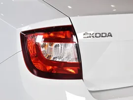 Белый Skoda Rapid, I Рестайлинг, 2018