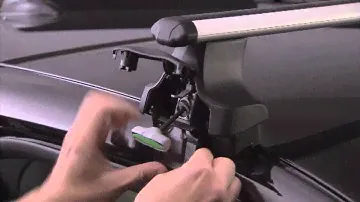 Thule 754 Foot Pack Video Demonstration | roofracks.co.uk